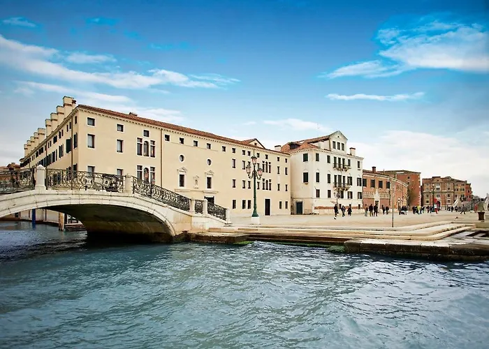 Ca\'di Dio-Small Luxury Hotel